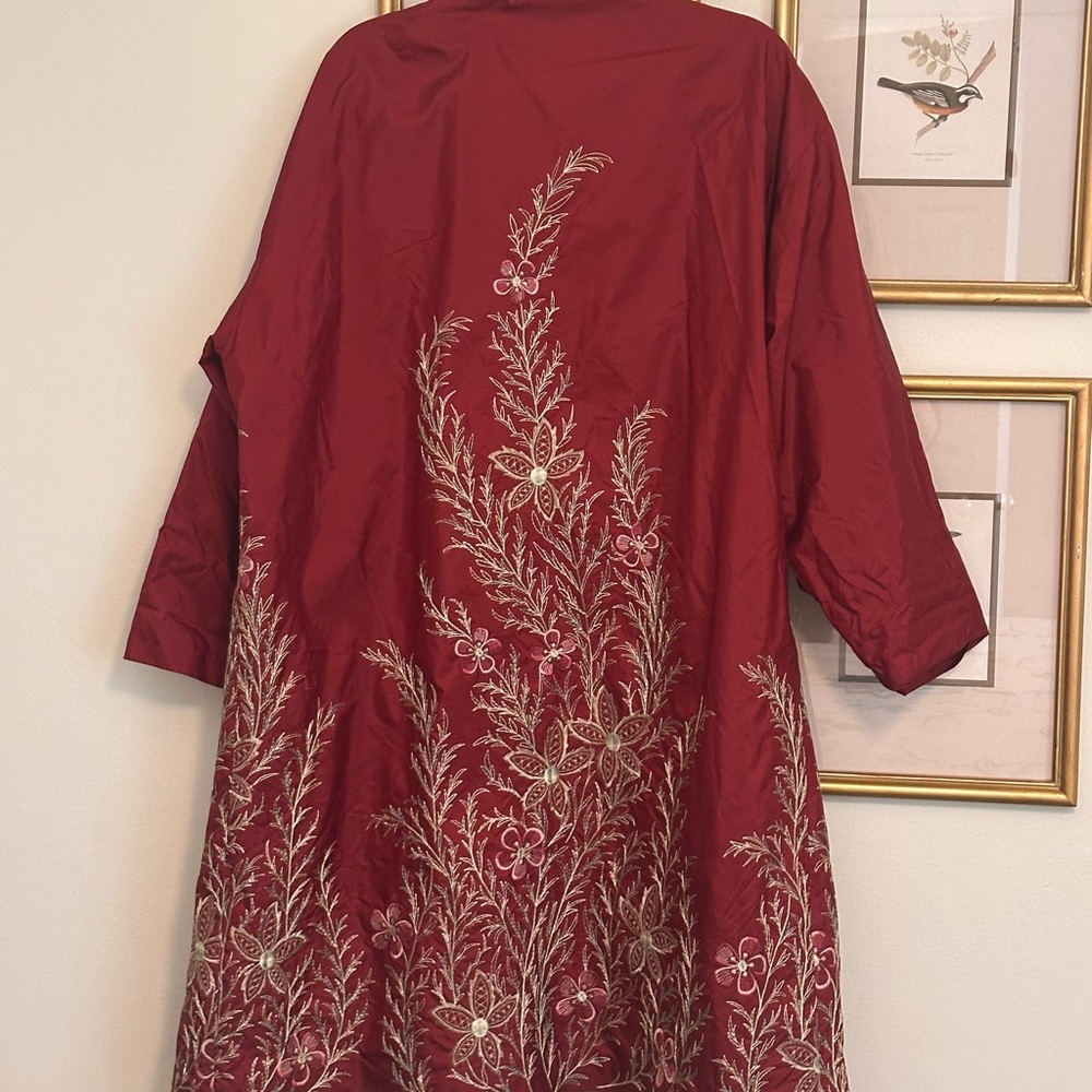 ESKANDAR Red Floral Embroidered Silk Coat - Picture 4 of 9